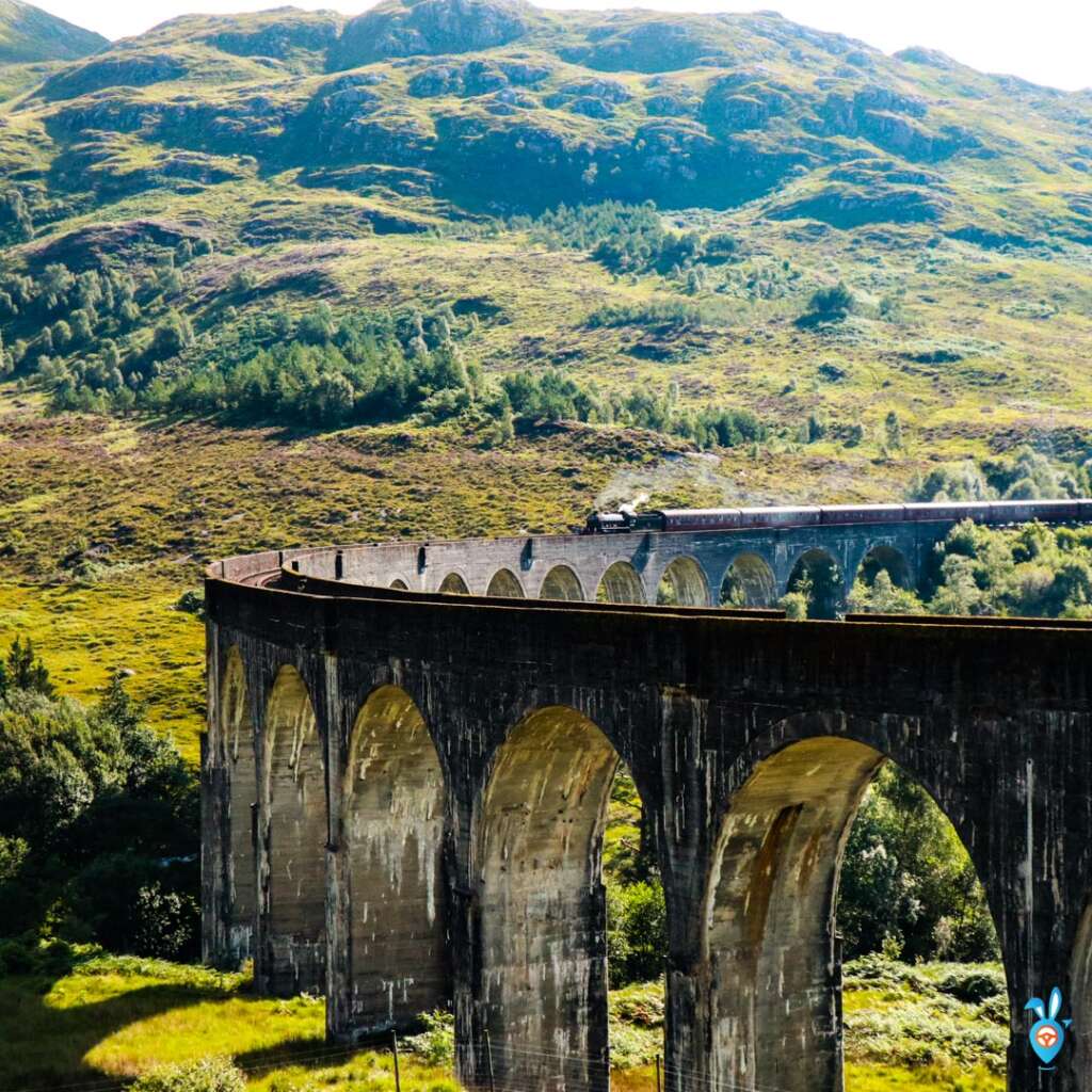Glenfinnan Viaduct Jacobite Train
