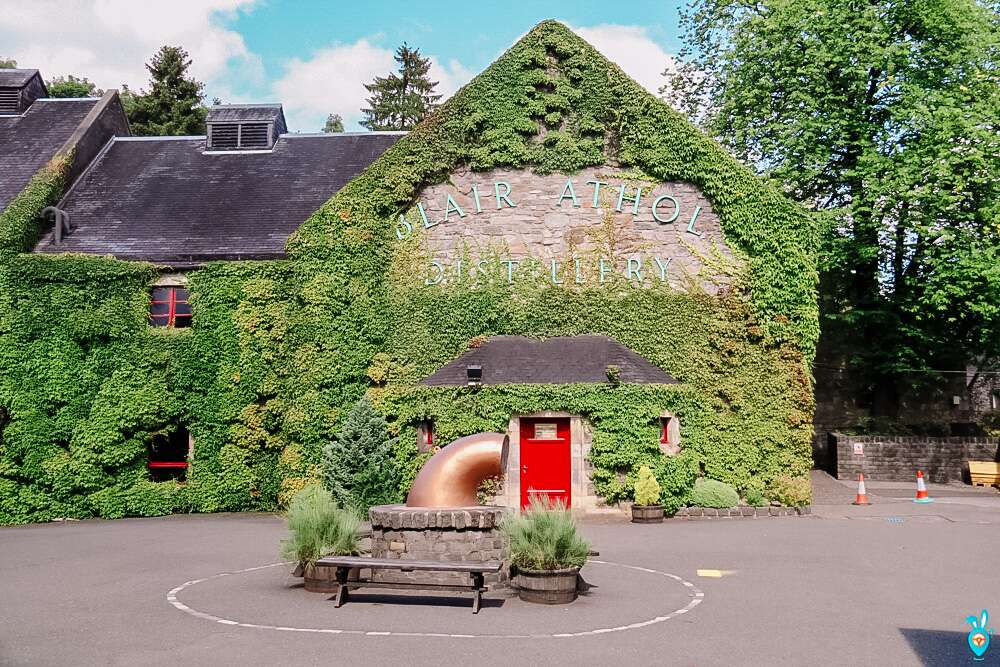 2 Week Scotland Road Trip Itinerary: Scottish Highlands, NC500 and Islands | 2021 37 Blair Athol Distillery, Pitlochry