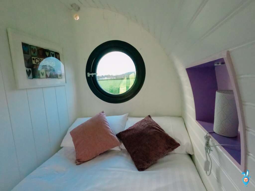 Riverside pods bed