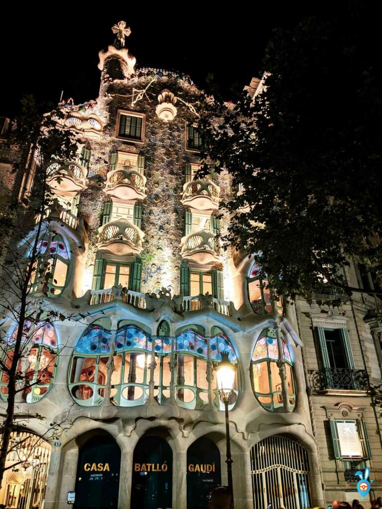  Casa Batello, Barcelona, Spain 